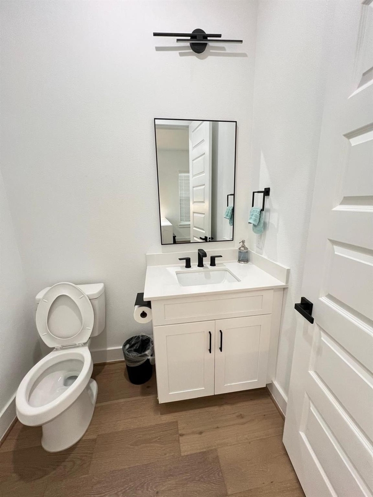 316 Thornton Road - Photo 4