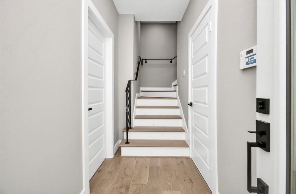 316 Thornton Road - Photo 5