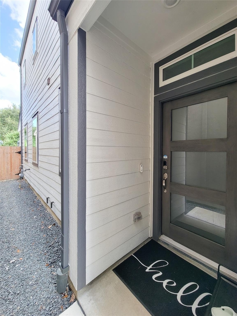 17105 White Acer Way - Photo 3