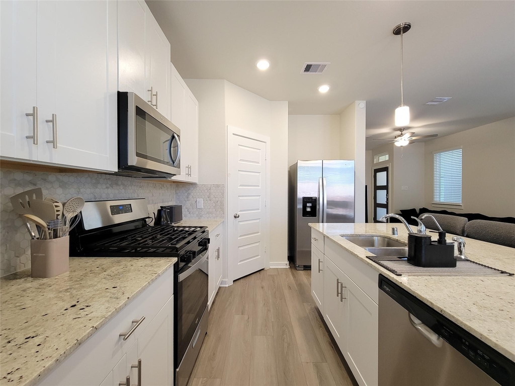 17105 White Acer Way - Photo 8