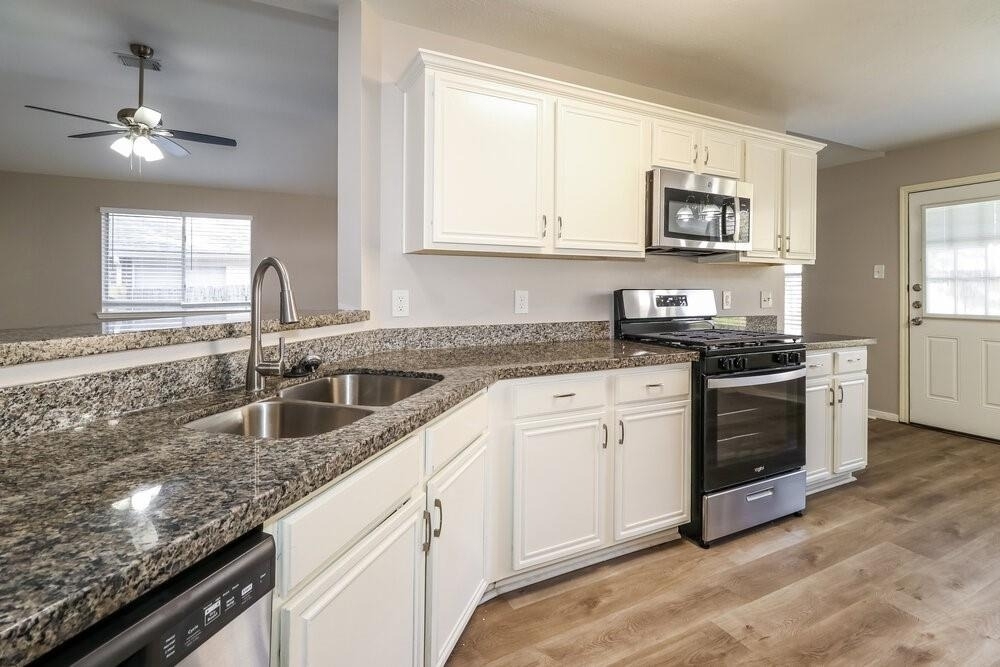 12080 La Salle River Road - Photo 5