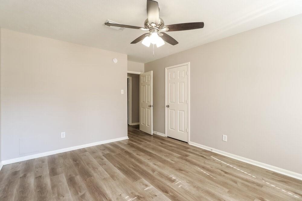 12080 La Salle River Road - Photo 11