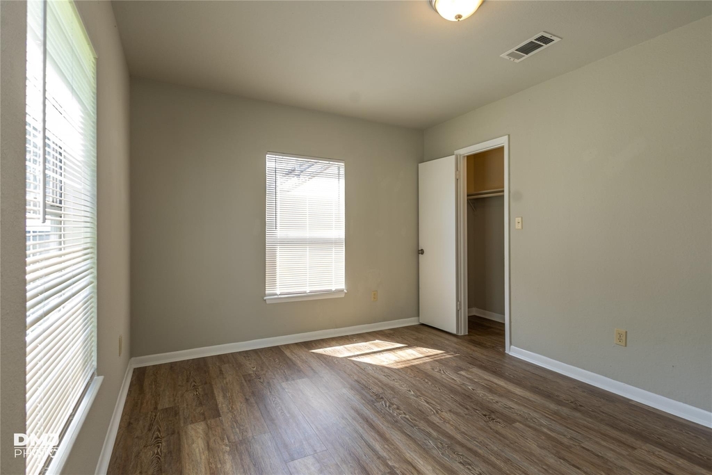 3140 Boyd Avenue - Photo 17