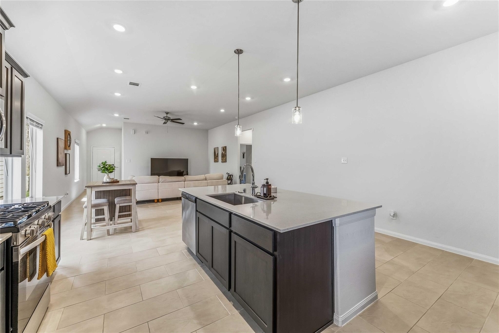 7954 Cypress Country Drive - Photo 8