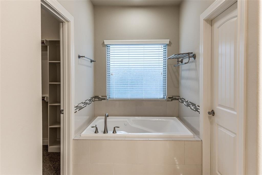 1614 Parker Street - Photo 23