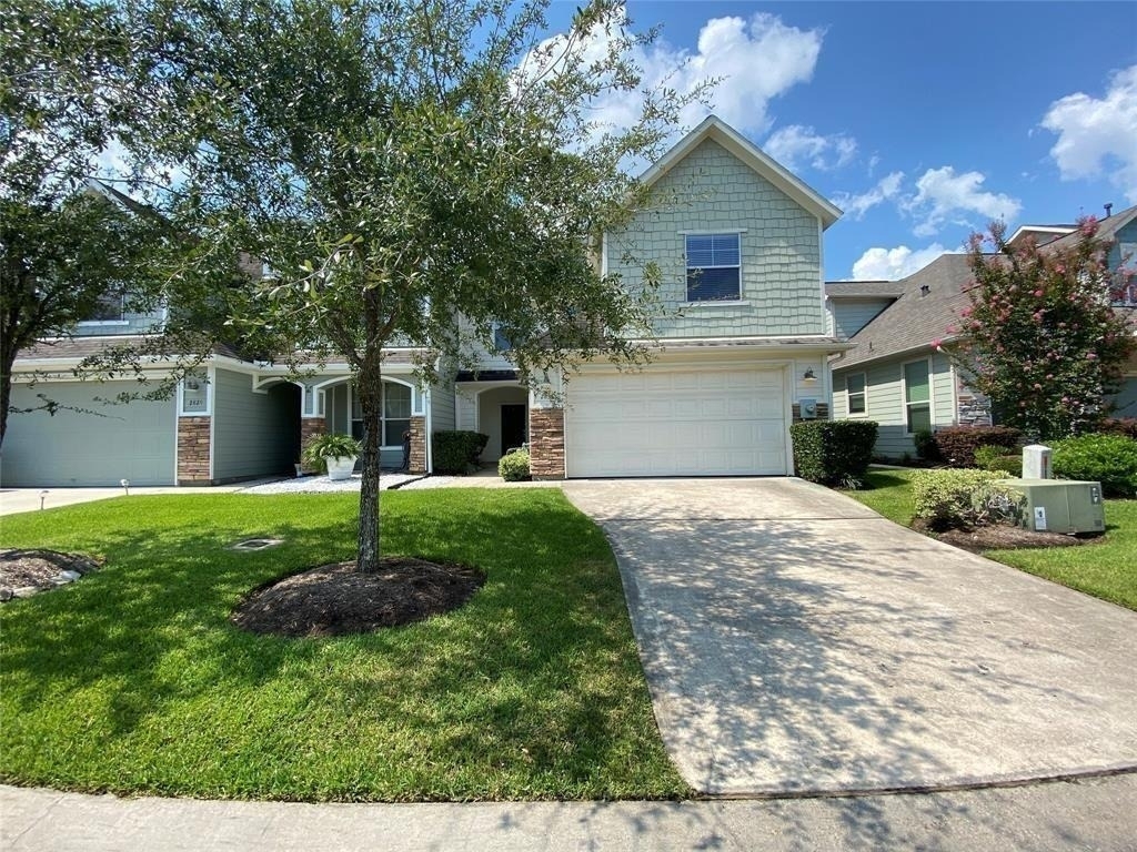 2833 Seaside Drive - Photo 0