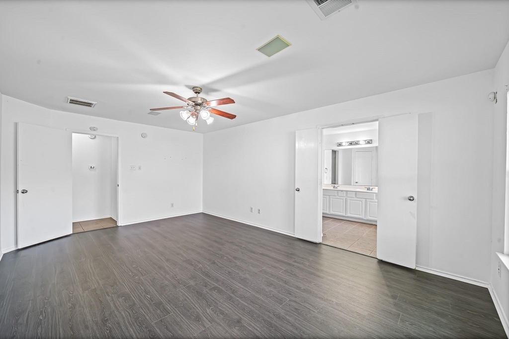 7207 Highland Oak Court - Photo 15