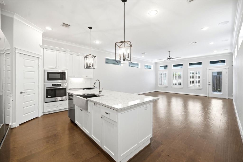 4208 Koehler Street - Photo 10