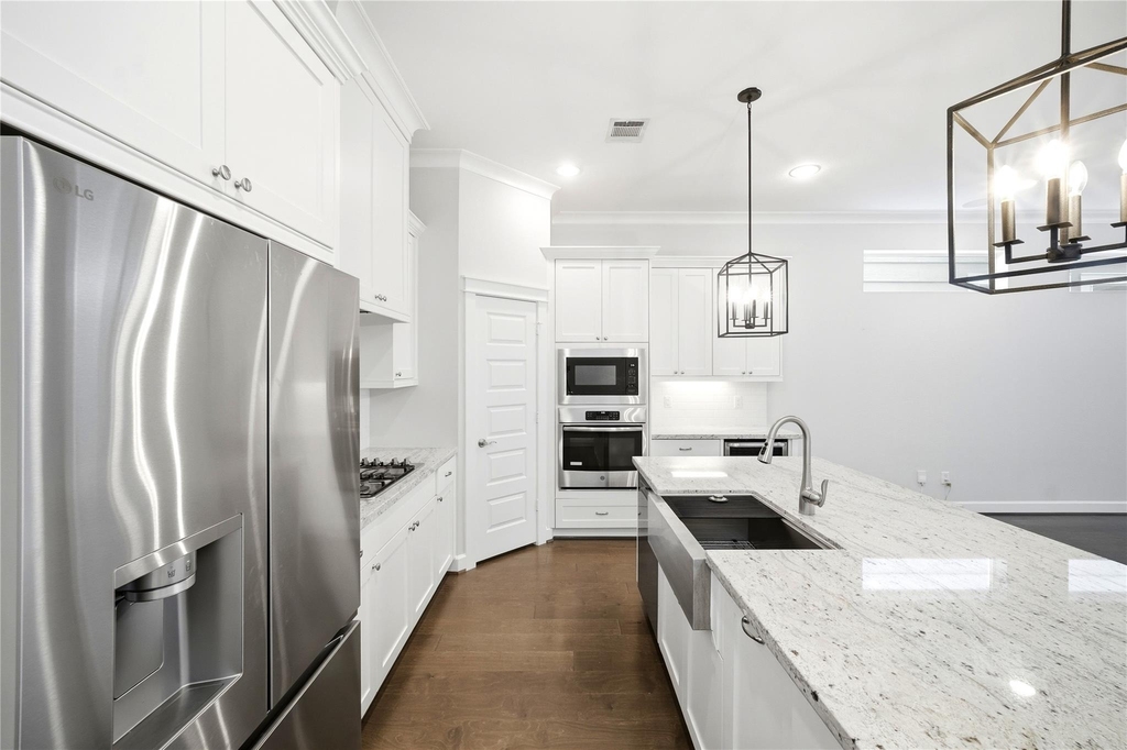4208 Koehler Street - Photo 11