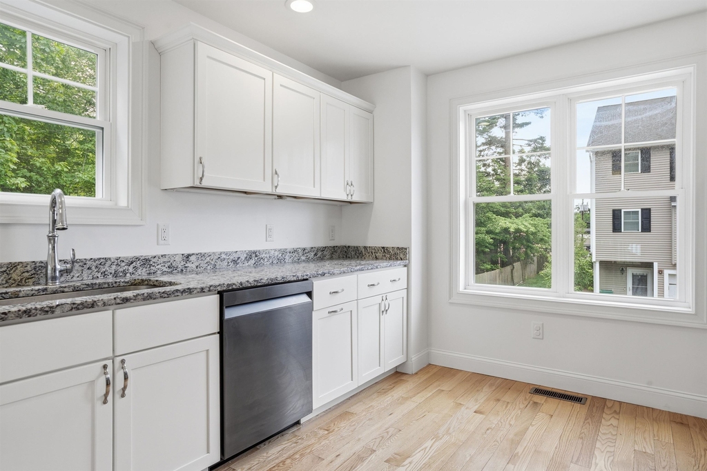 18 Dumaine - Photo 12