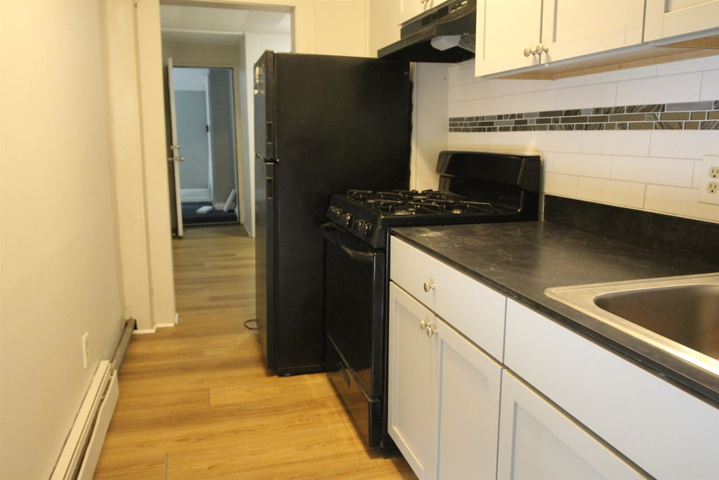 11 Elm - Photo 2