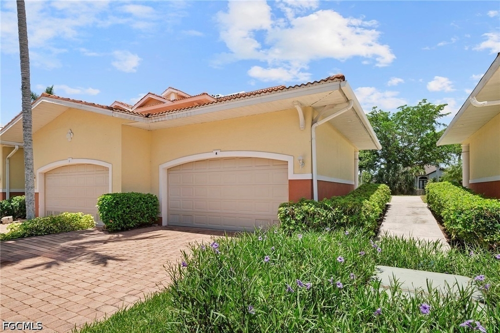 5370 Park Road - Photo 1