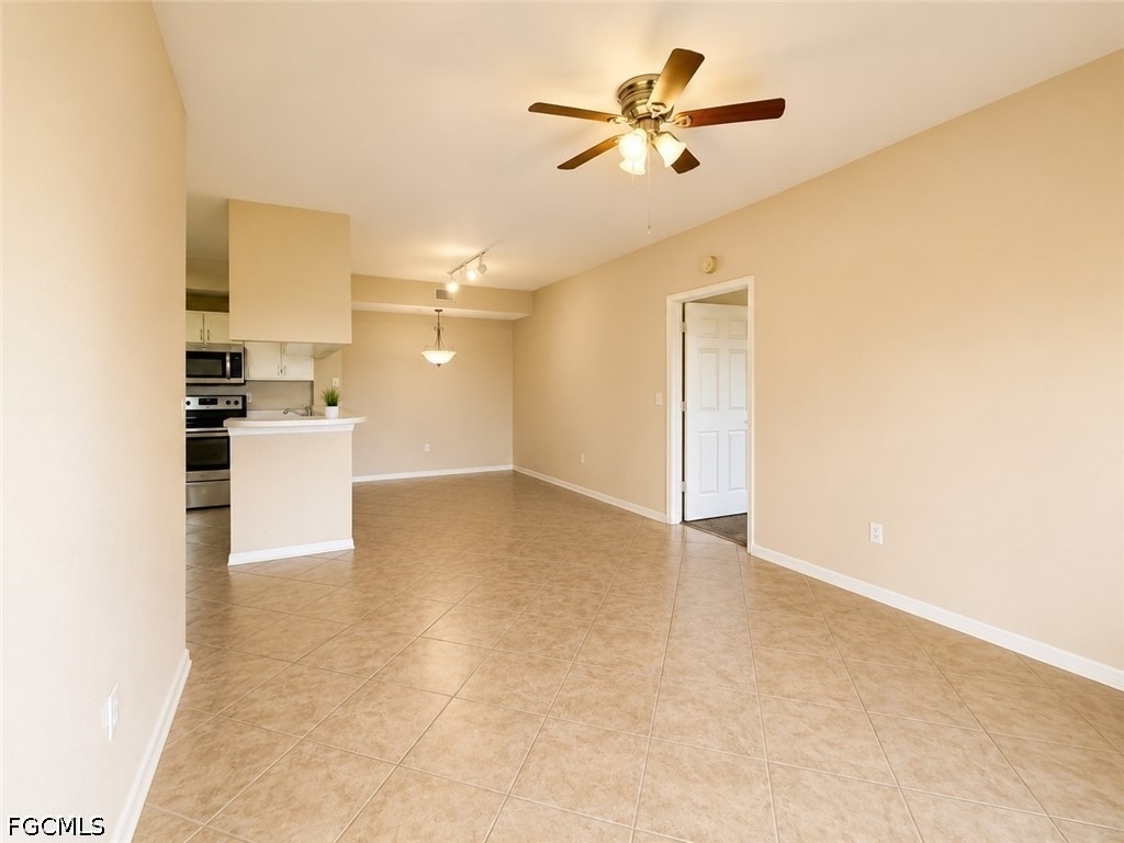 6490 Aragon Way - Photo 13
