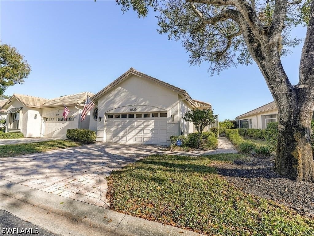 8529 Fairway Bend Drive - Photo 6