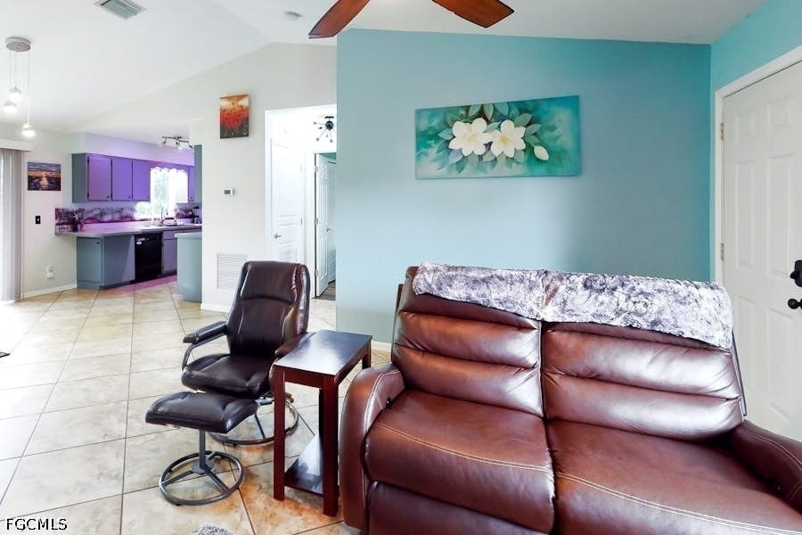 18401 Huckleberry Road - Photo 4