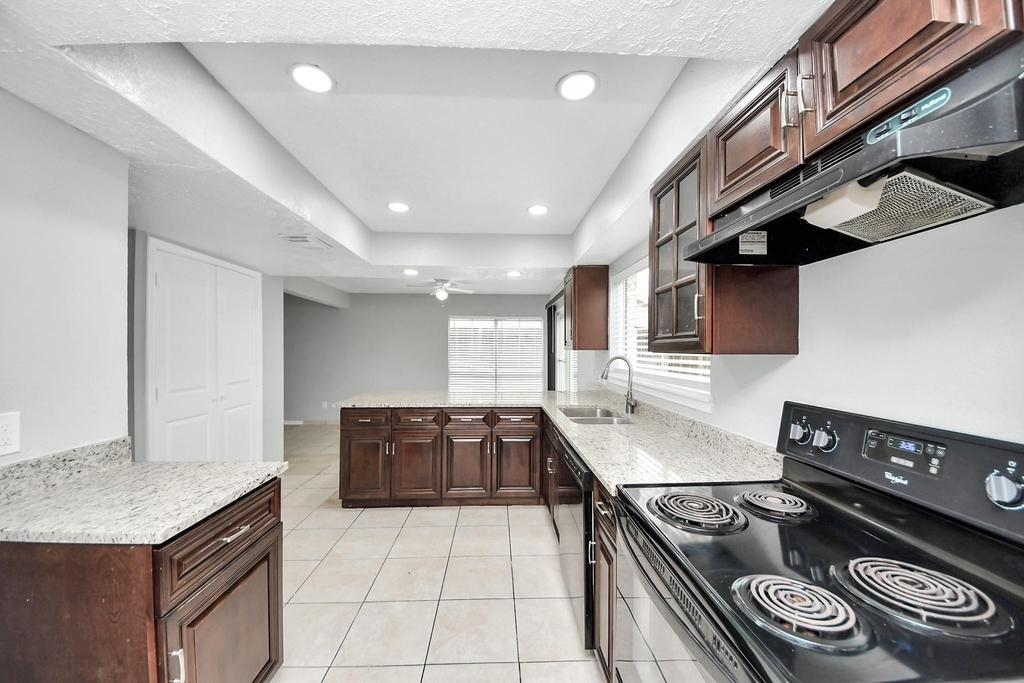 16618 Lonesome Quail Drive - Photo 16