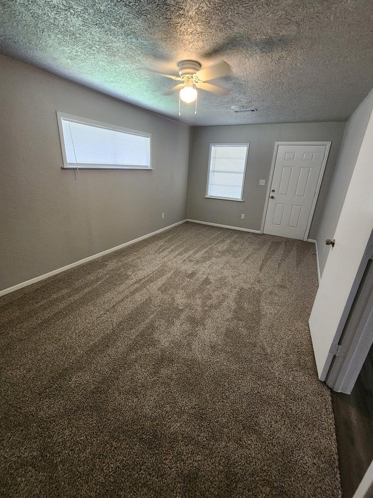 610 Tovrea Road - Photo 4