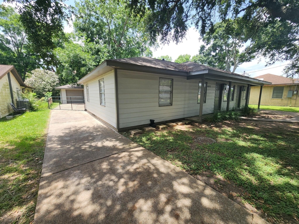 610 Tovrea Road - Photo 0