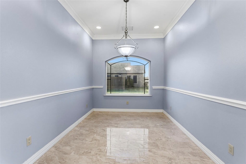 2535 Broadway Street - Photo 14