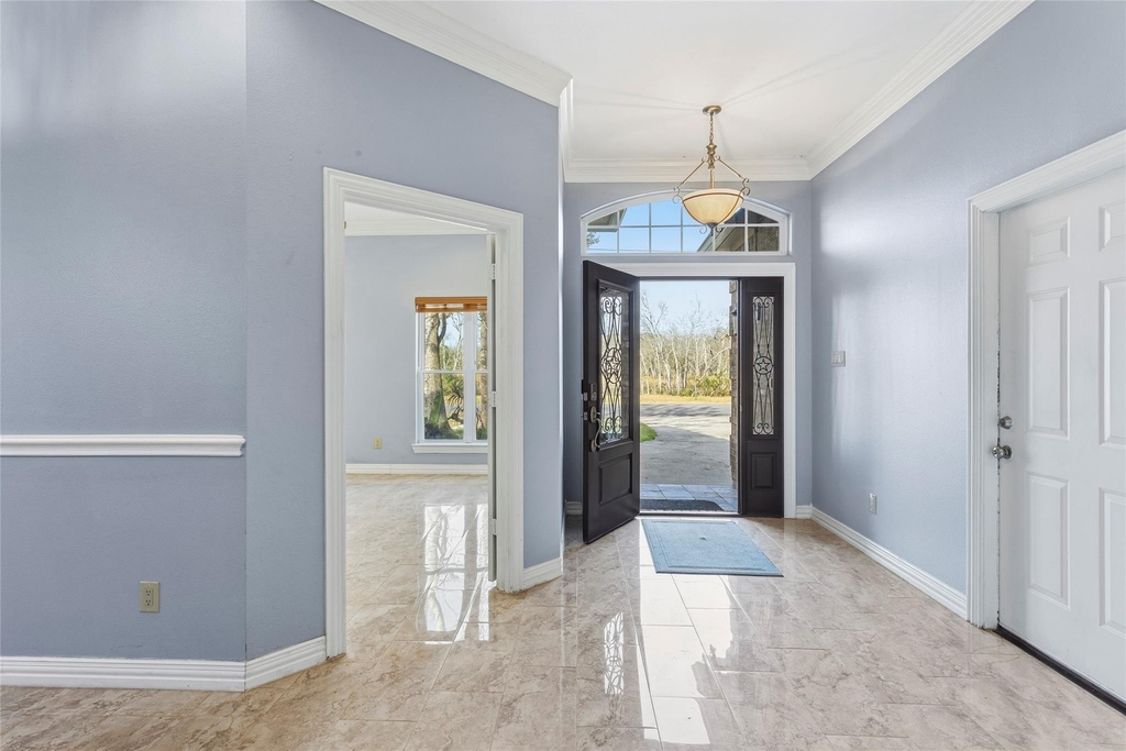 2535 Broadway Street - Photo 5