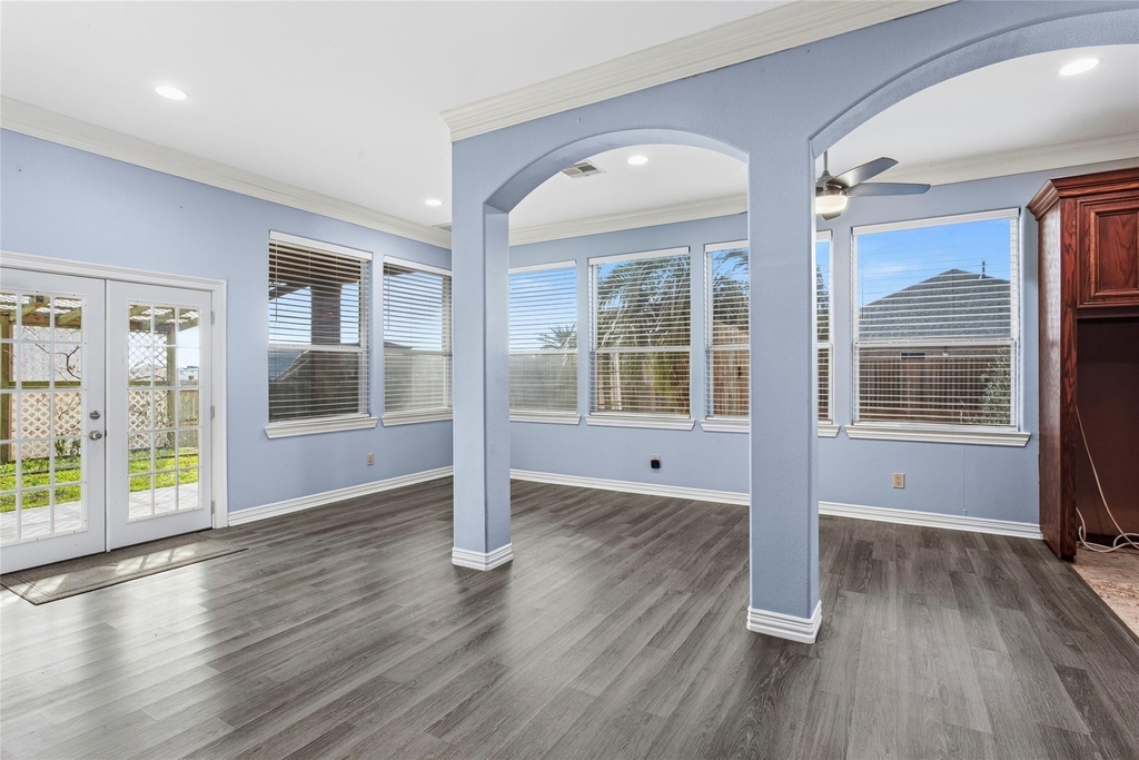 2535 Broadway Street - Photo 13