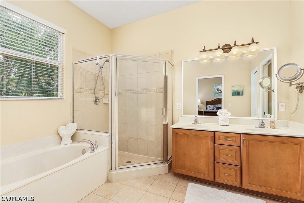 9817 Cristalino View Way - Photo 16