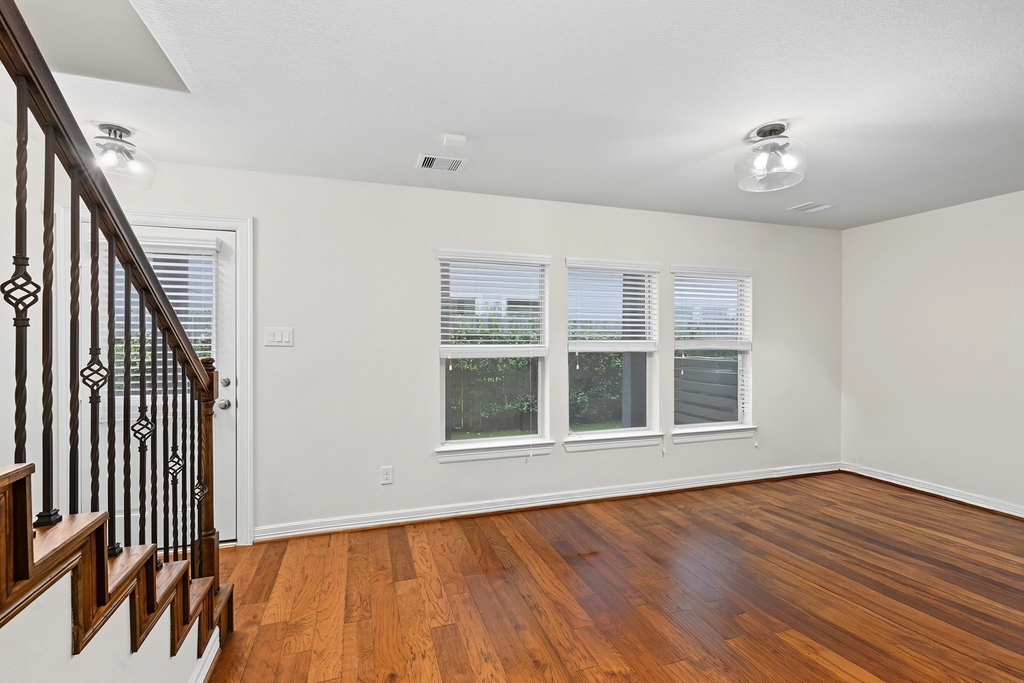 2713 Shadybrook Meadow Drive - Photo 12