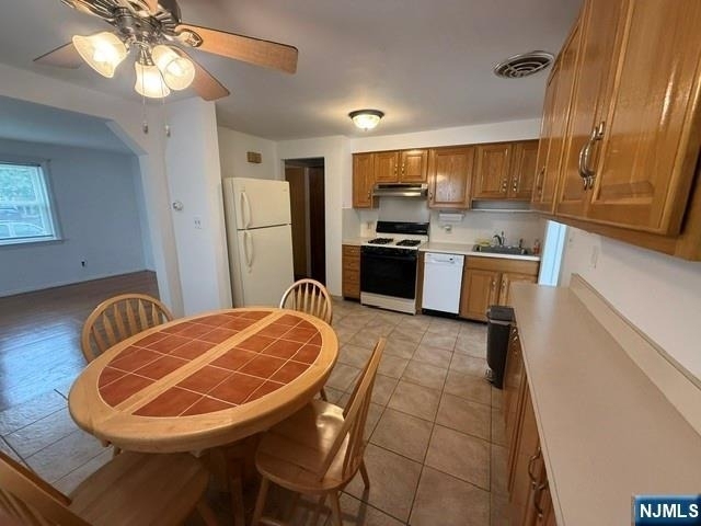 11 Canterbury - Photo 6
