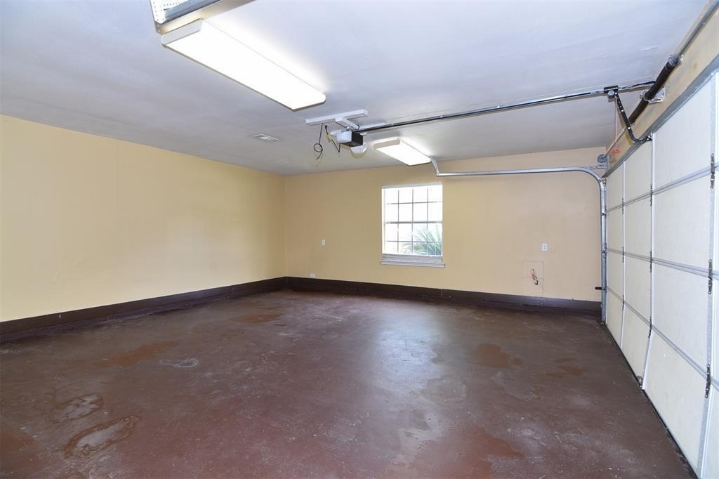 8507 Grove Park Drive - Photo 25