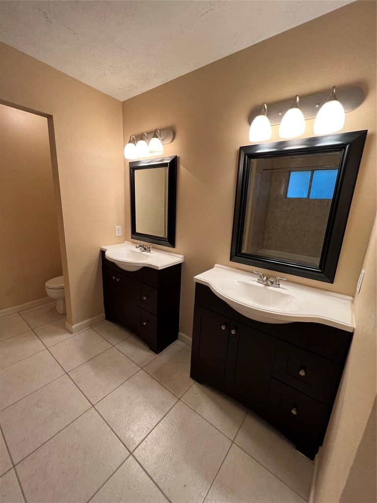8507 Grove Park Drive - Photo 14