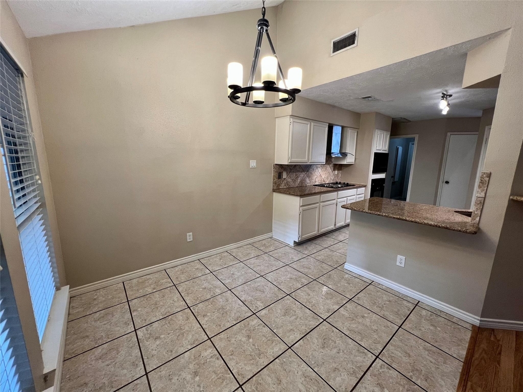 8507 Grove Park Drive - Photo 7