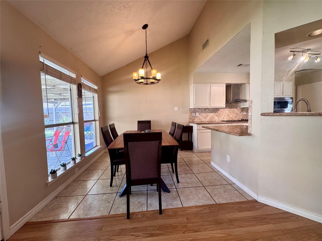 8507 Grove Park Drive - Photo 6