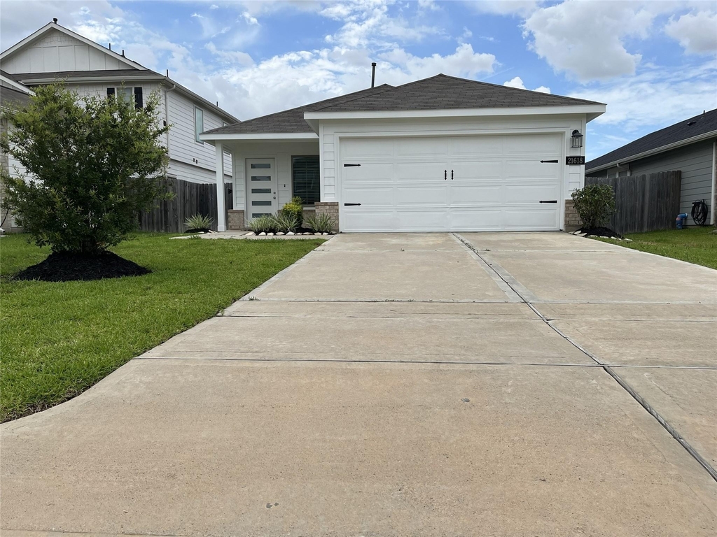 21618 Lemon Beebrush Lane - Photo 0