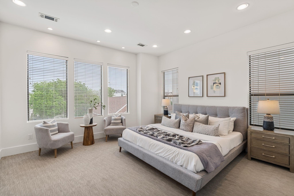 5713 Larkin Street - Photo 17