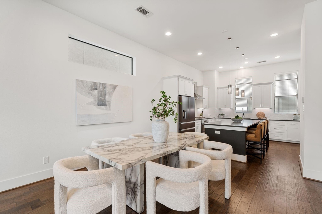 5713 Larkin Street - Photo 10