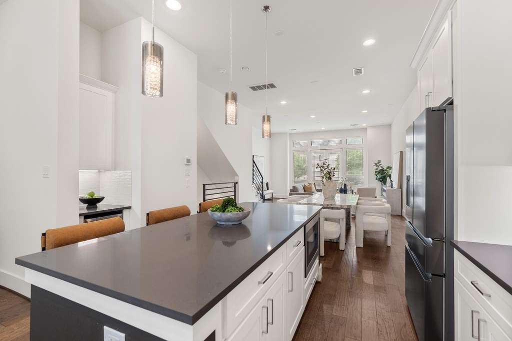 5713 Larkin Street - Photo 14