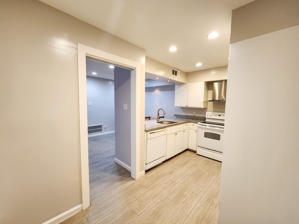 2575 Marilee Lane - Photo 4