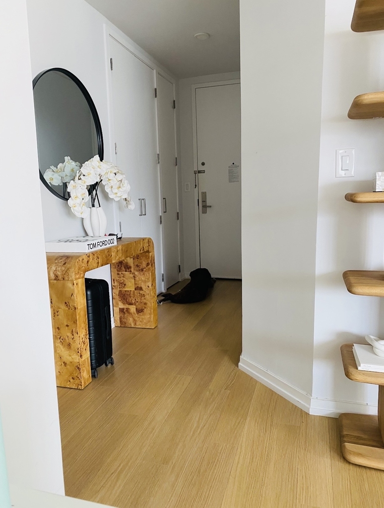 200 West 60th Street - Photo 8