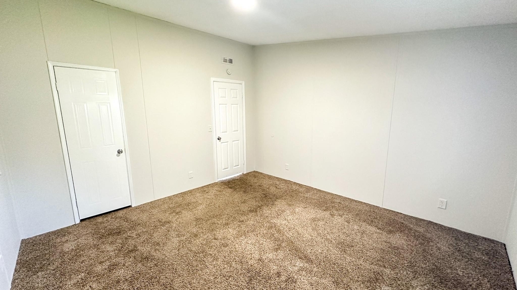 16487 Brittany Way - Photo 21