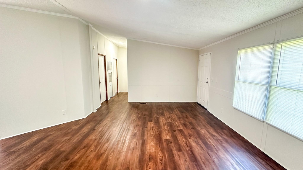 16487 Brittany Way - Photo 3