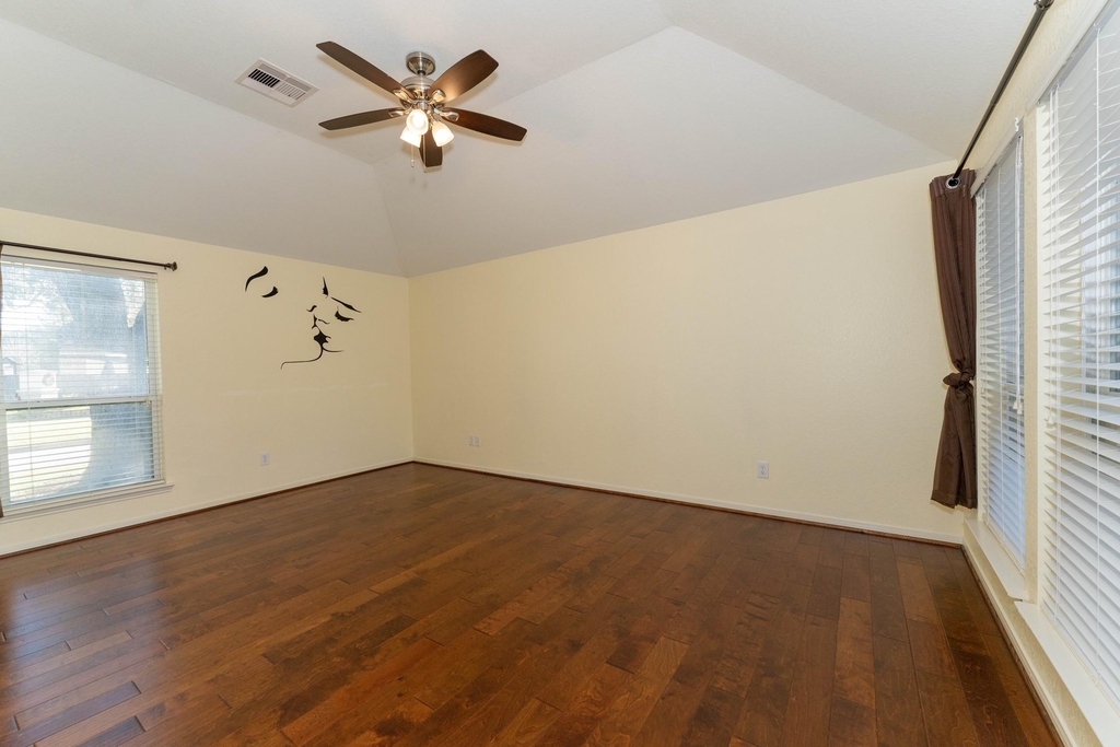 2947 Red Oak Leaf Trail - Photo 10