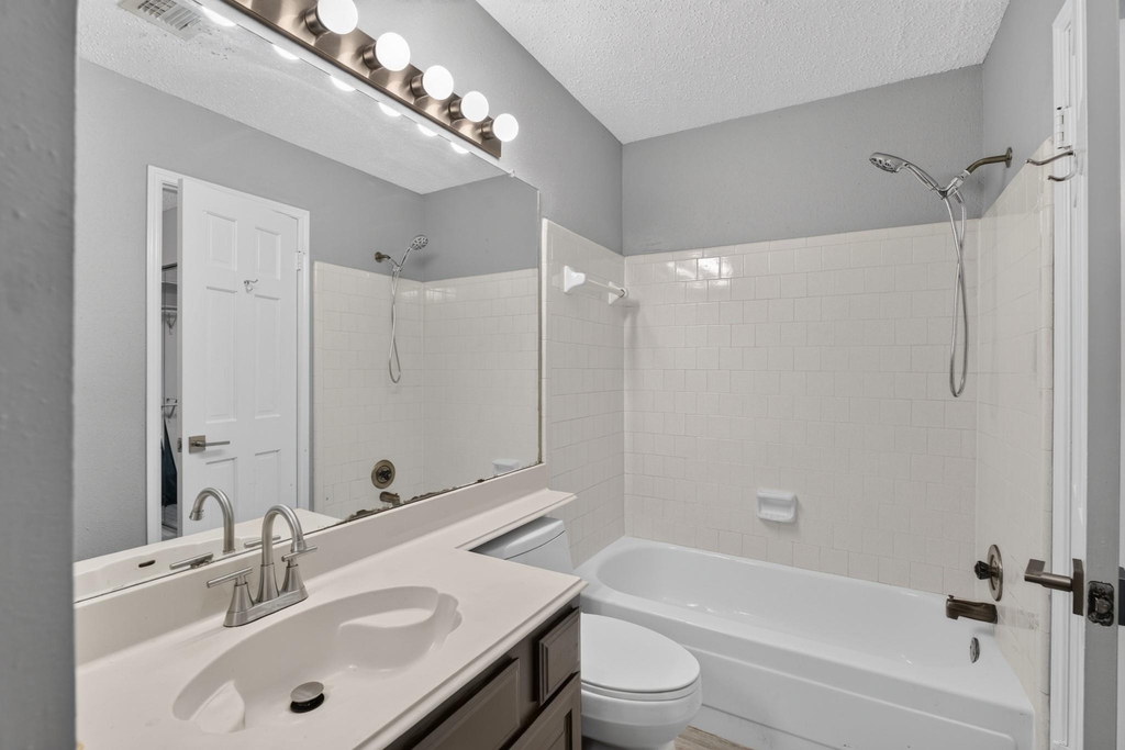 8318 Hot Springs Drive - Photo 21