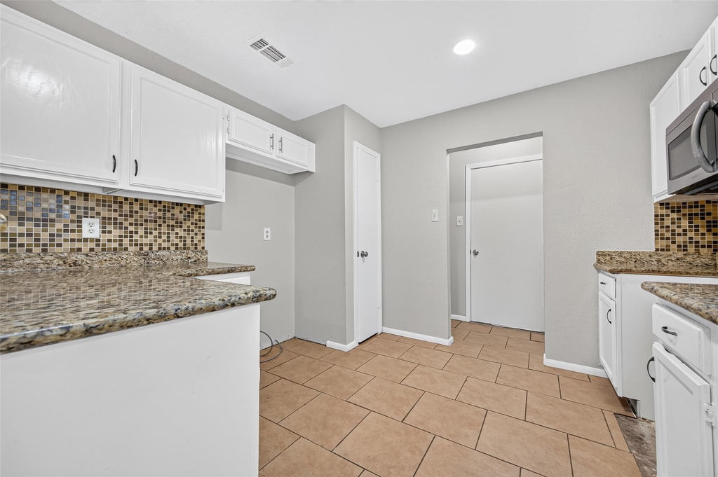 10419 Appleridge Drive - Photo 14