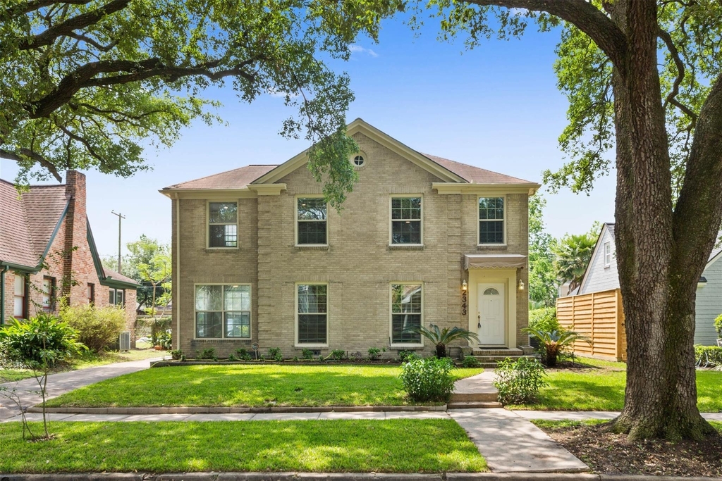 2343 Shakespeare Street - Photo 0
