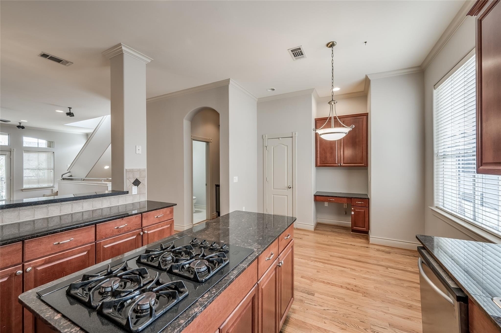 315 Sandman Street - Photo 35