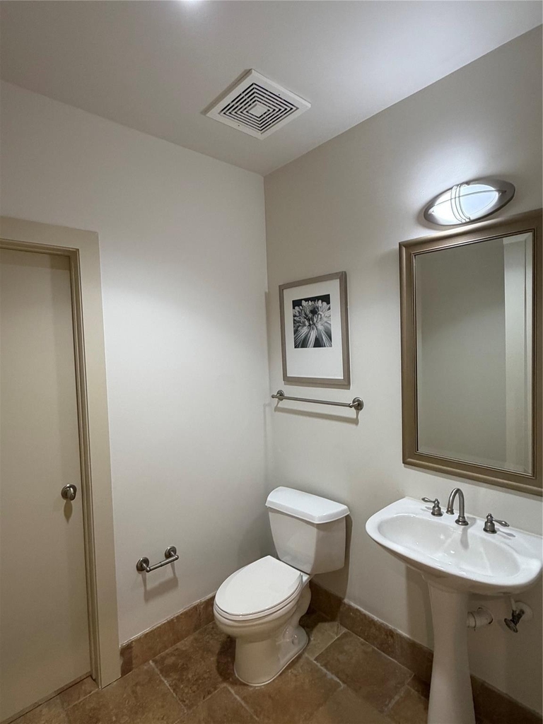 4899 Montrose Boulevard - Photo 10