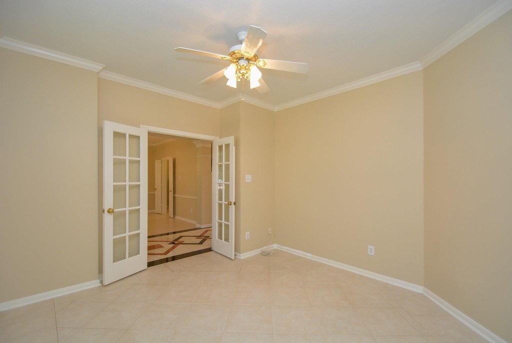 17415 Fountainview Circle - Photo 5
