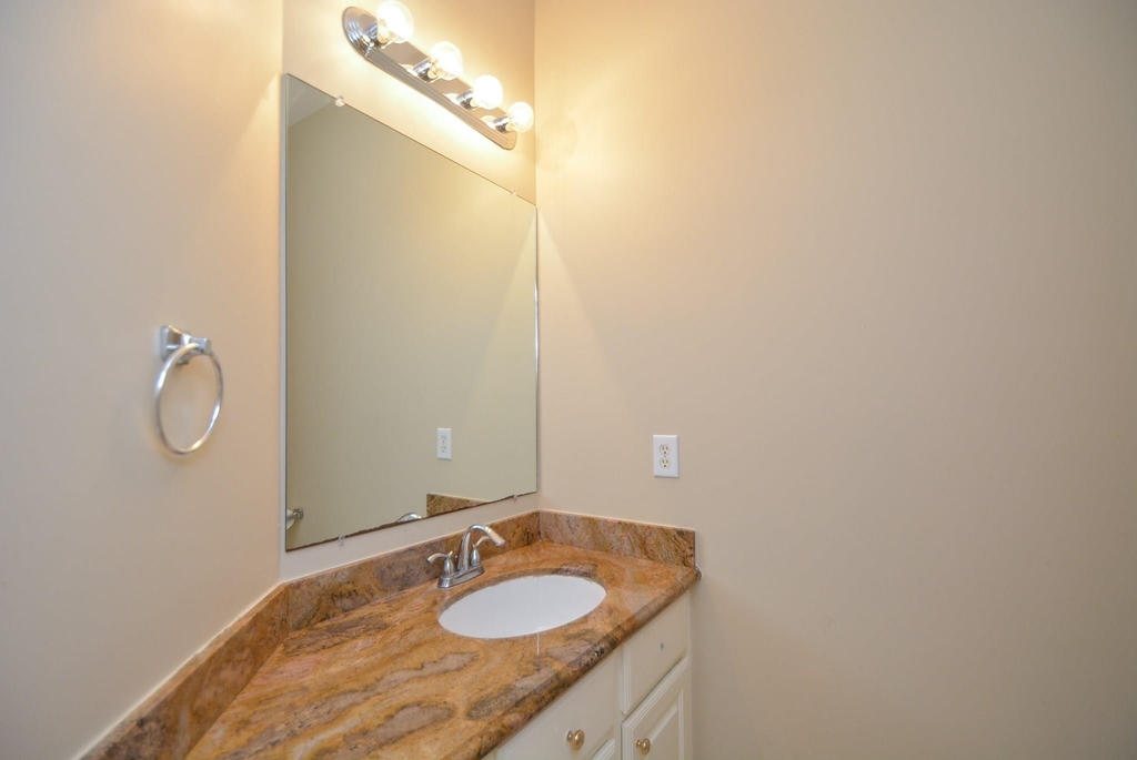 17415 Fountainview Circle - Photo 12