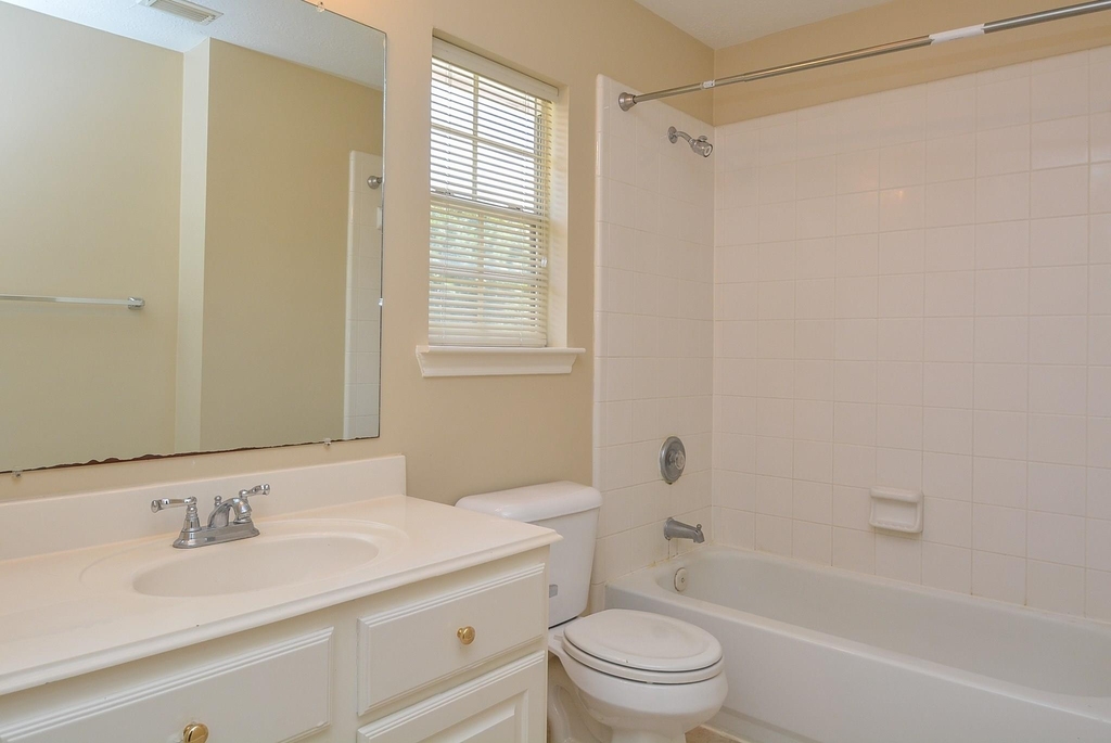 17415 Fountainview Circle - Photo 17