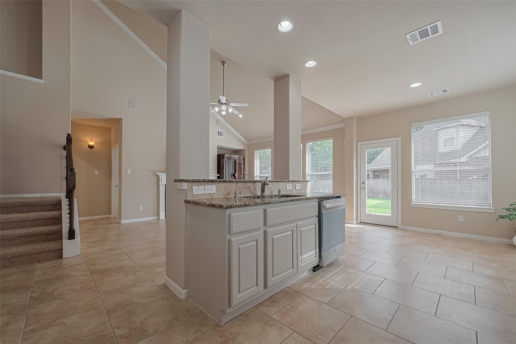 15 Wenoah Place - Photo 16